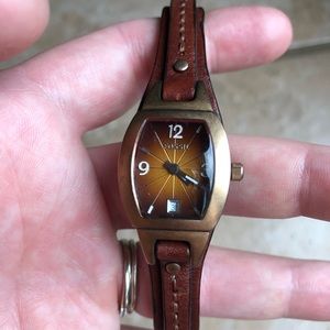 Leather fossil watch